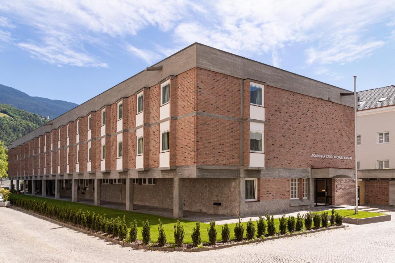 Cusanus Akademie - Accademia Cusanus Bressanone Exterior photo