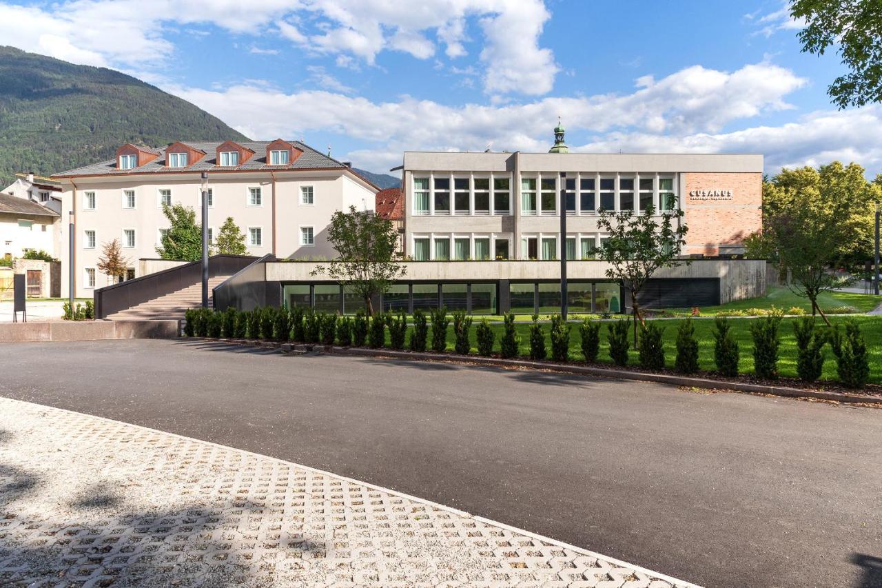 Cusanus Akademie - Accademia Cusanus Bressanone Exterior photo
